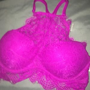 VS pink bra